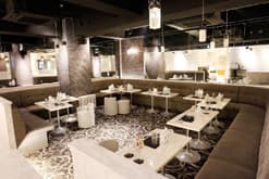 上野のキャバクラ「アトランティス」の店内写真3