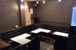 上野のラウンジ「リアン」の店内写真4