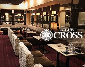 「CROSS」のトップロゴ